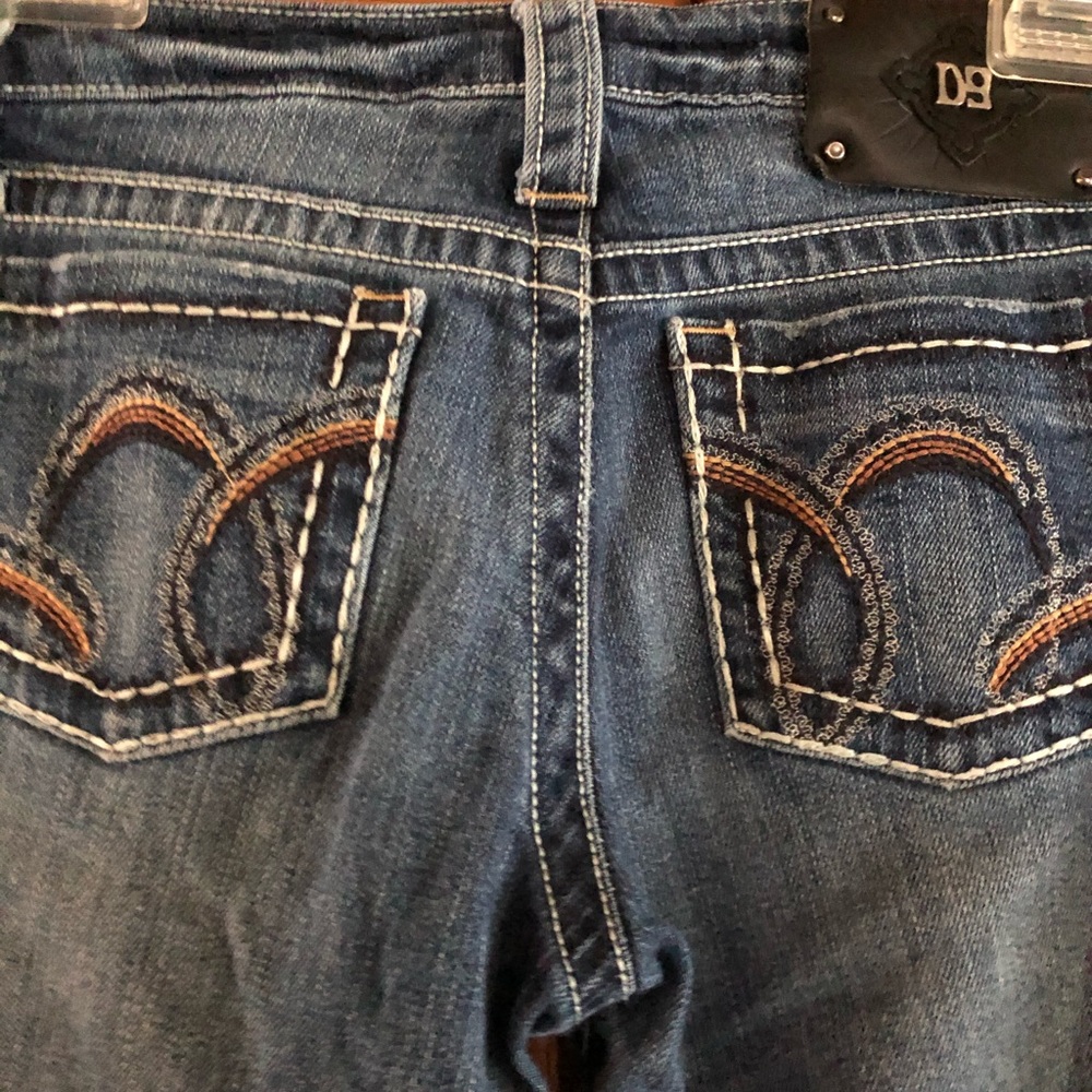 D9 Rae Cropped Jeans - Picture 2 of 4